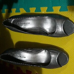Metallic Bandolino Pumps